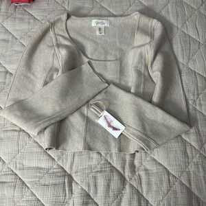 nwt jessica simpson cropped long sleeve